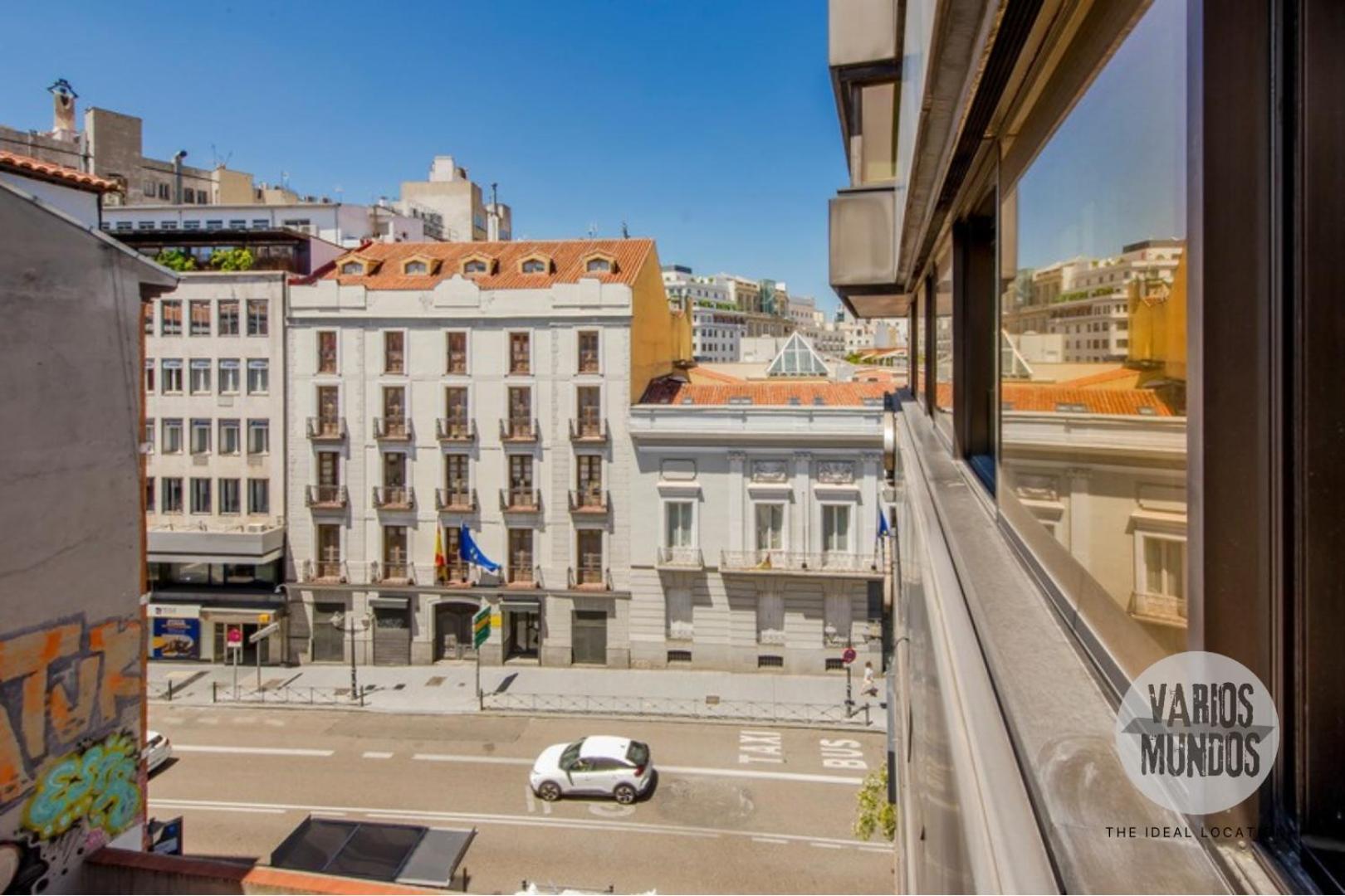 Tu Estancia Para 6 En Malasana Conoce San Bernardo 20 — Photos 1